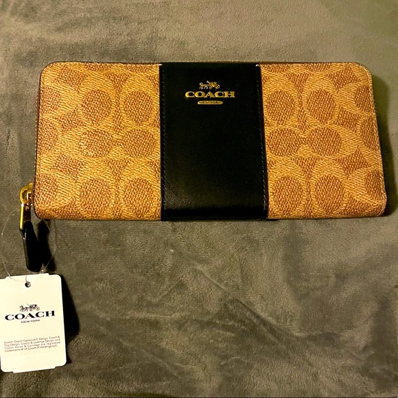 NWT Coach Signature Canvas and Leather Wallet - Picture 1 of 11